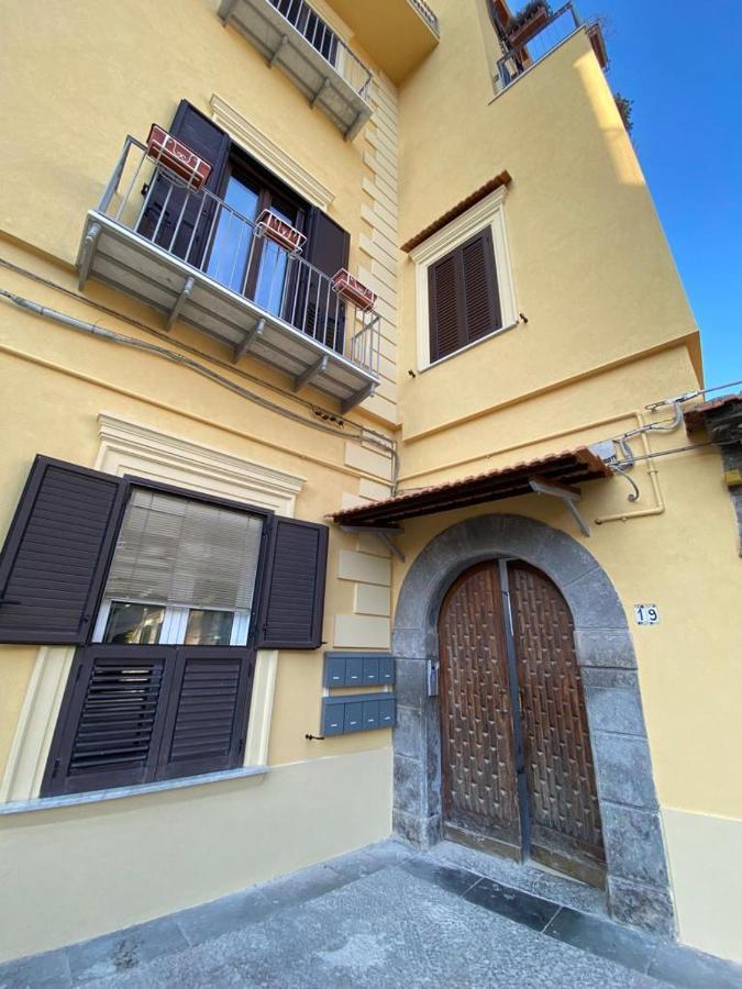 Vesuvio House appartamento indipendente e centrale Sant'Agnello Extérieur photo